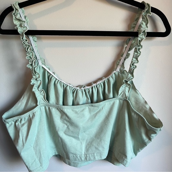 Shein Curve ruffle trim crop cami tank - Picture 4 of 6